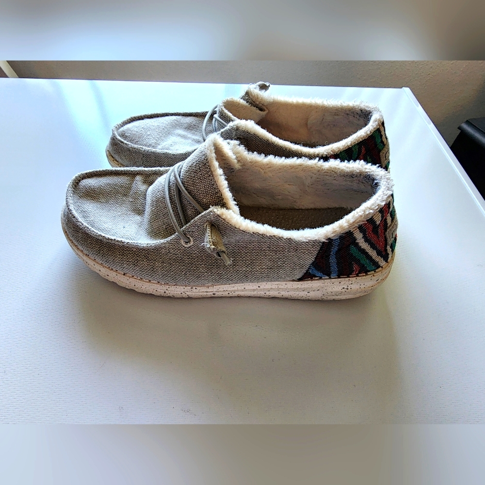 Women's Hey Dude Wendy Shoes Size 8